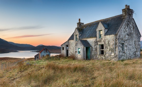 An abandoned cottage at Airidh a Bhruaich on the shores of Loch Seaforth on the Isle of Lewis in the Outer Hebrides of Scotland